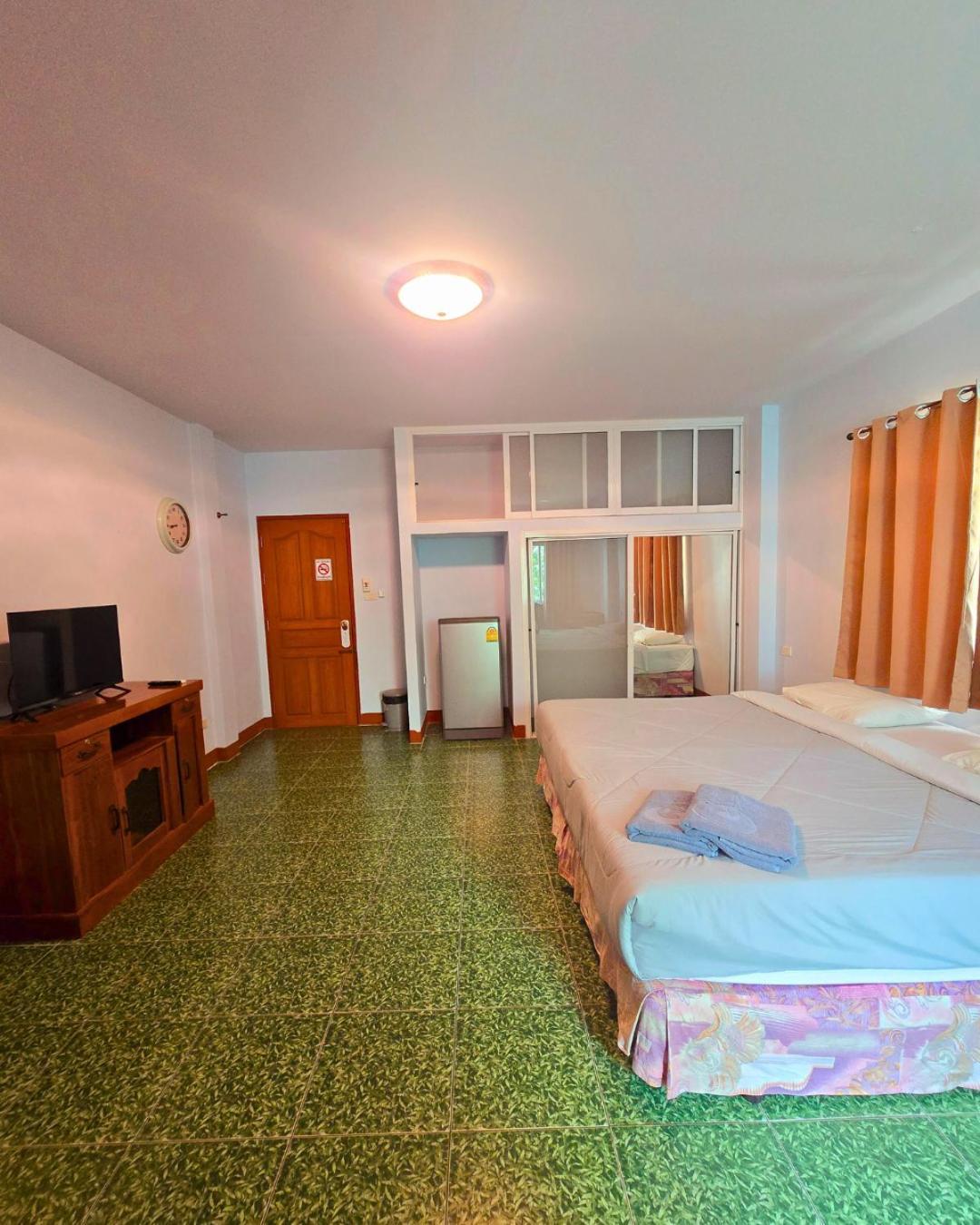 Hotel Jardin Pattaya Exterior foto